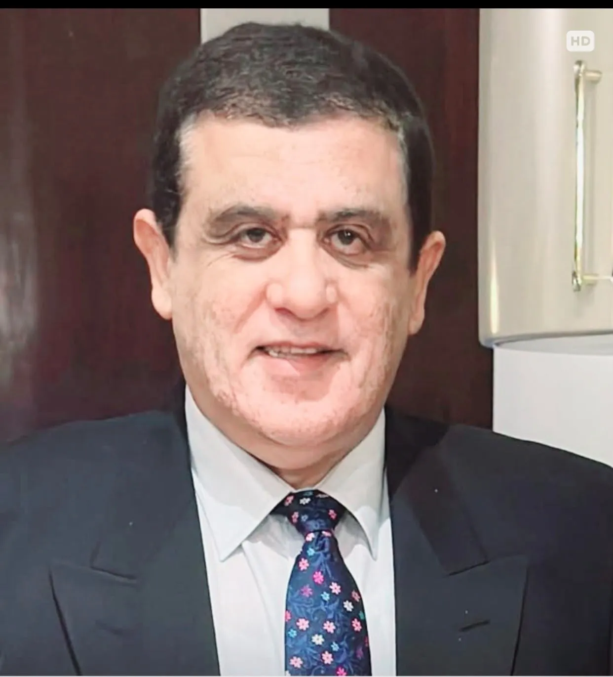 news-details